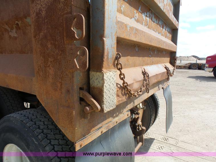 image for item J1653 1997 Volvo WG dump truck