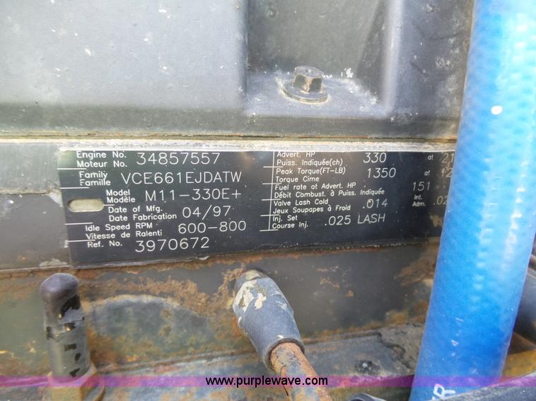 image for item J1653 1997 Volvo WG dump truck