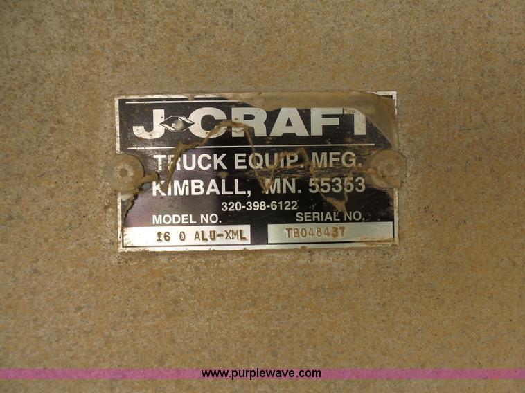 image for item J1654 1999 International 9200 dump truck