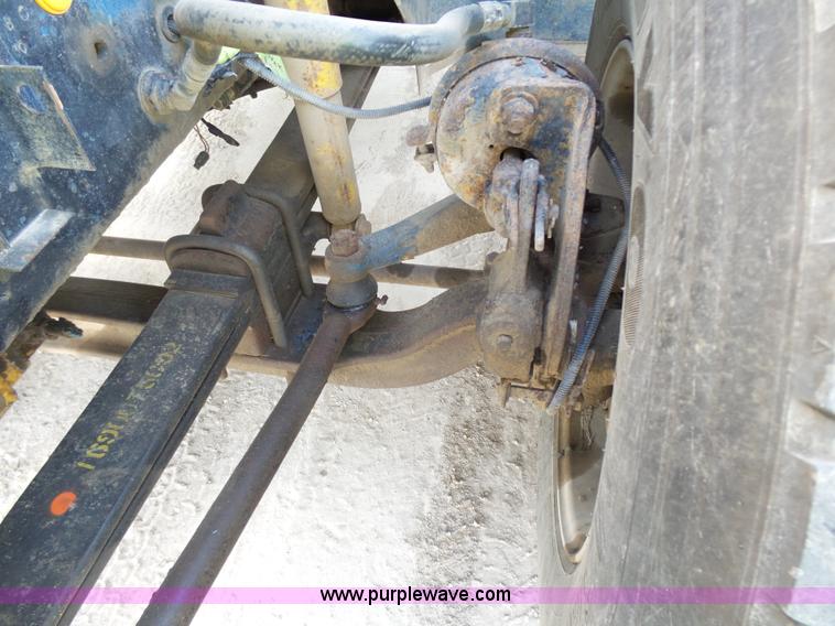 image for item J1654 1999 International 9200 dump truck