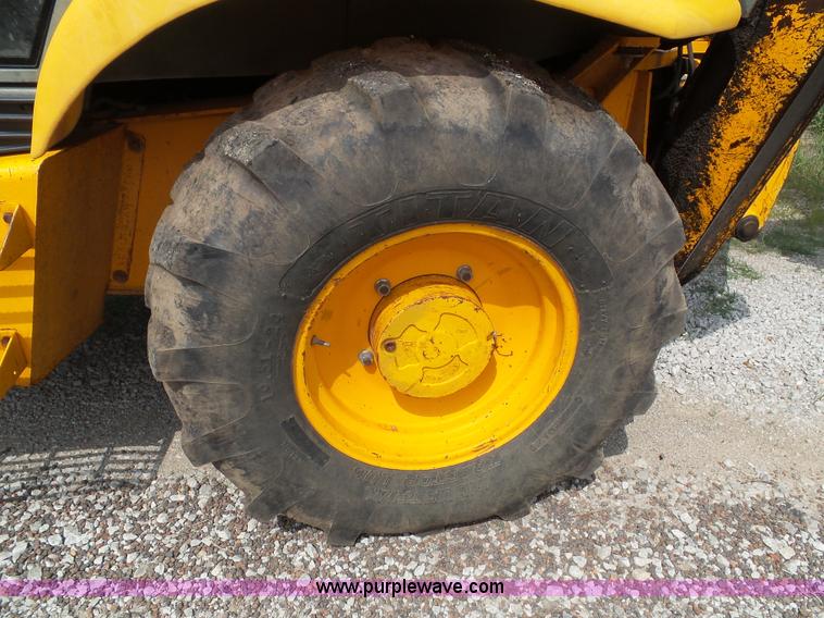 image for item J4818 JCB 215 backhoe