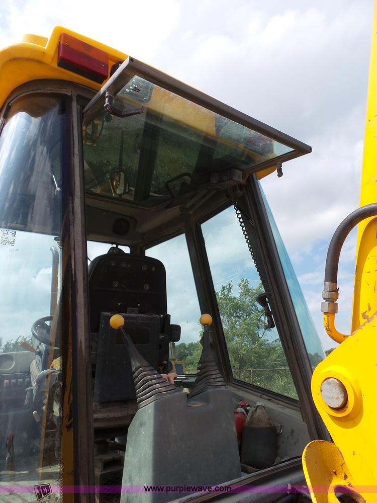 image for item J4818 JCB 215 backhoe