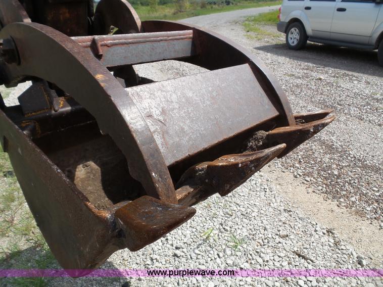 image for item J4818 JCB 215 backhoe