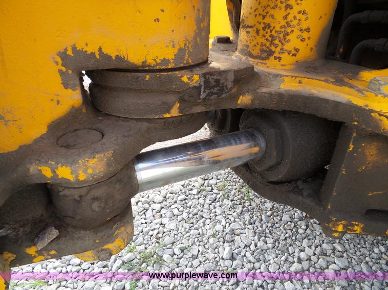 image for item J4818 JCB 215 backhoe