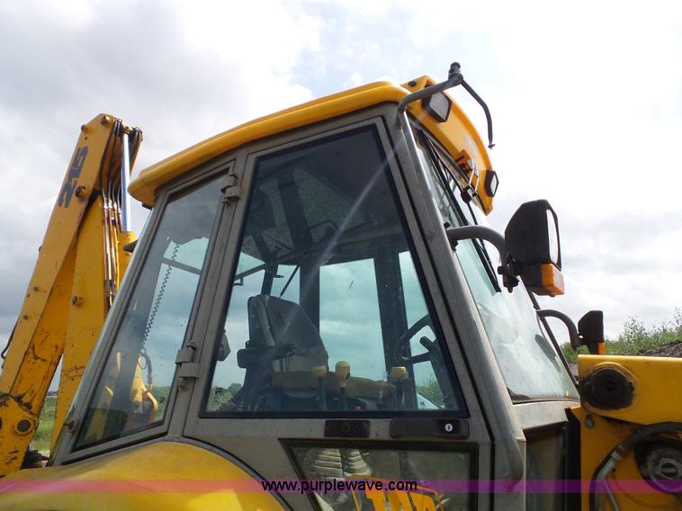 image for item J4818 JCB 215 backhoe