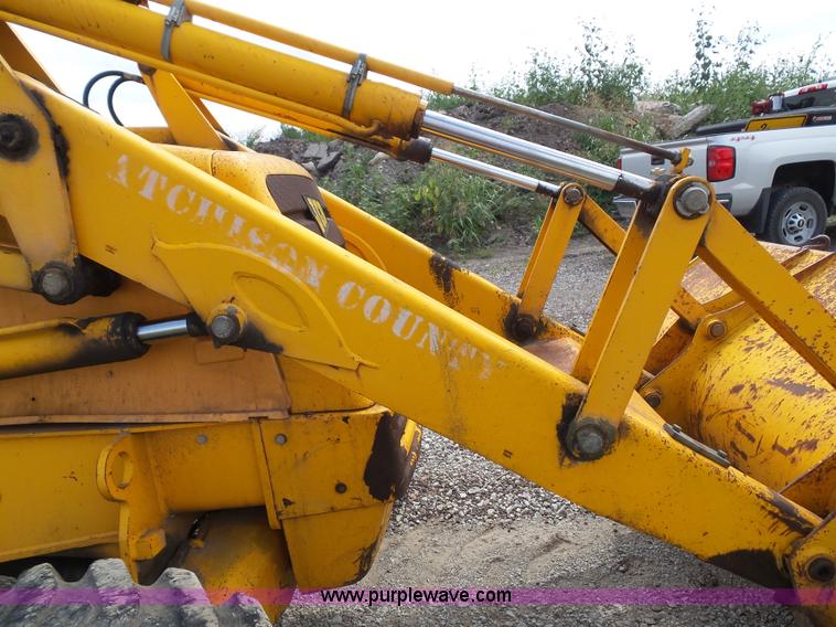 image for item J4818 JCB 215 backhoe