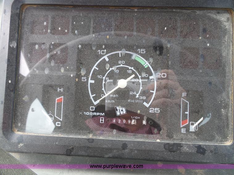 image for item J4818 JCB 215 backhoe