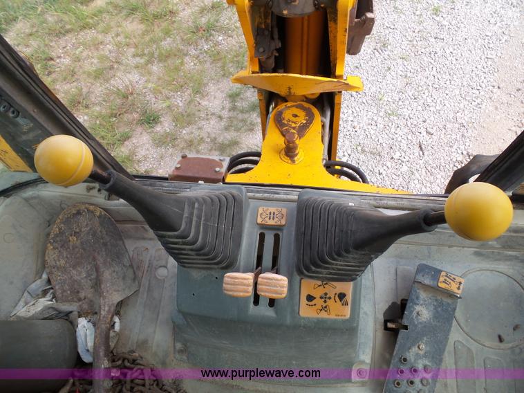 image for item J4818 JCB 215 backhoe