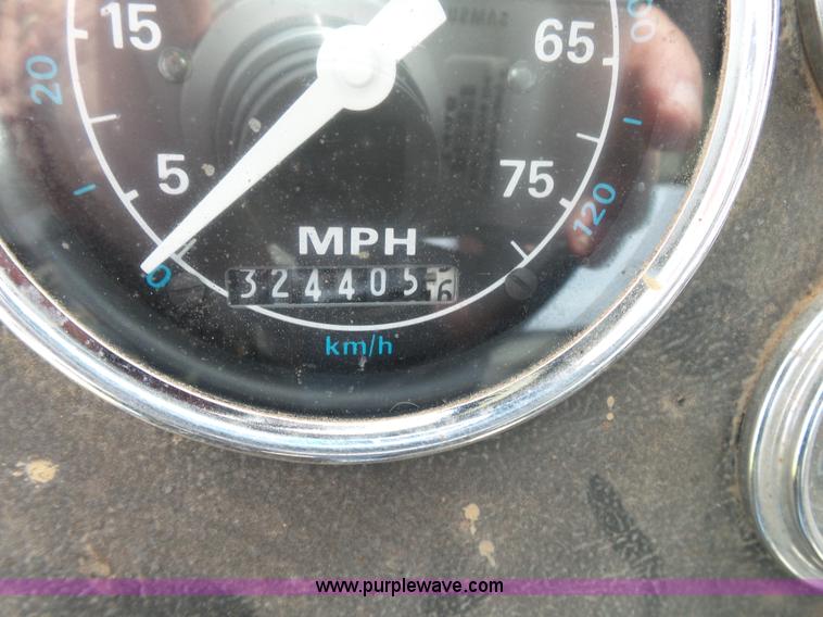 image for item K1163 1992 Ford LN9000 truck chassis