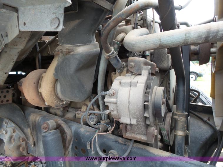 image for item K1164 1991 Ford LN9000 truck chassis