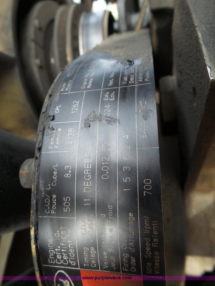 image for item K1166 1993 Ford LNT8000 semi truck