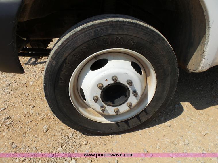 image for item K1167 1999 Ford F450 Super Duty bucket truck