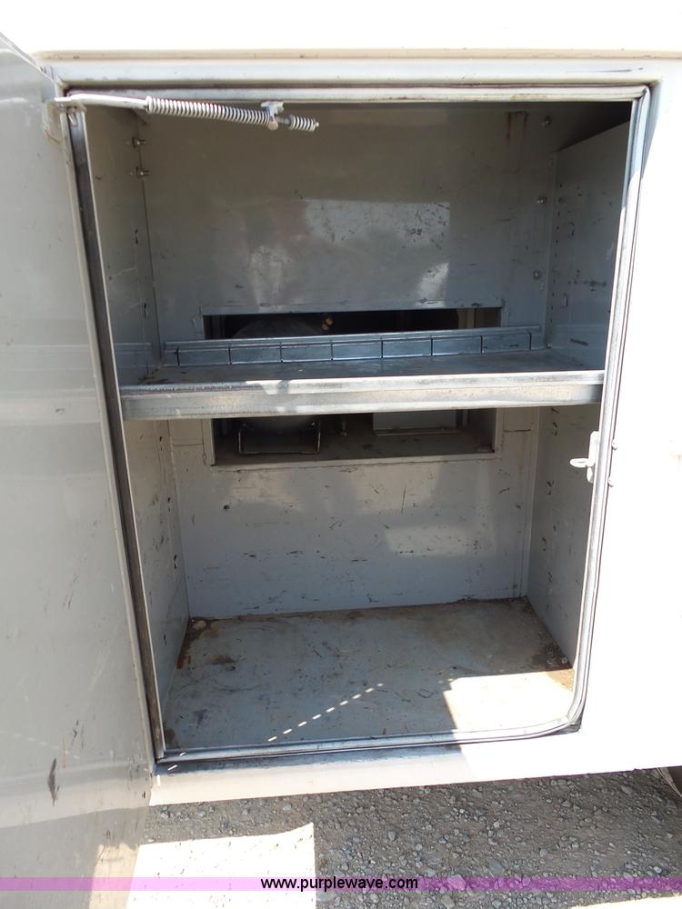 image for item K1167 1999 Ford F450 Super Duty bucket truck