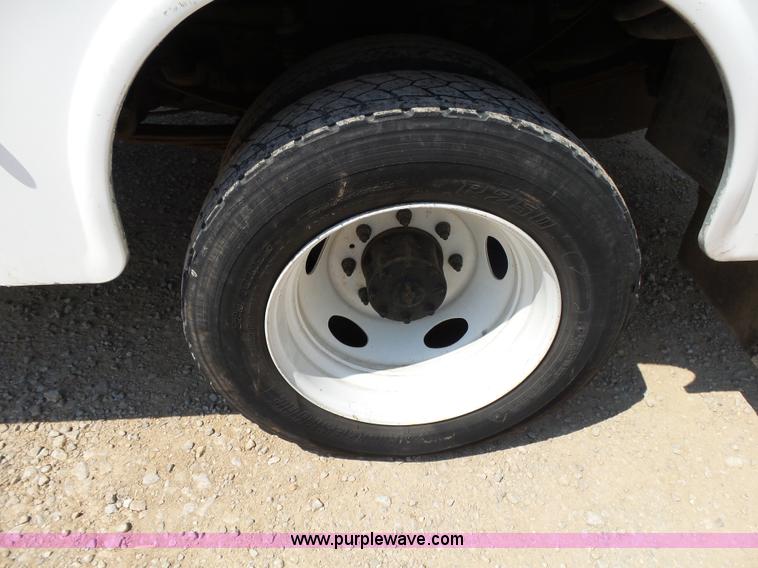 image for item K1167 1999 Ford F450 Super Duty bucket truck