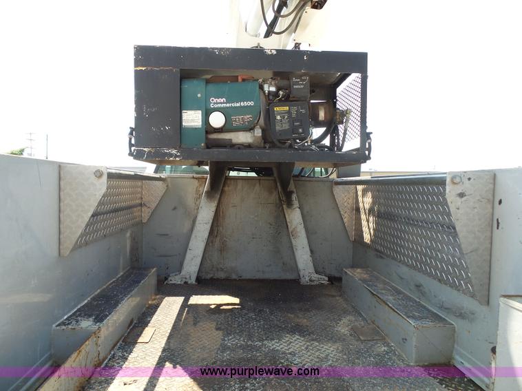 image for item K1167 1999 Ford F450 Super Duty bucket truck