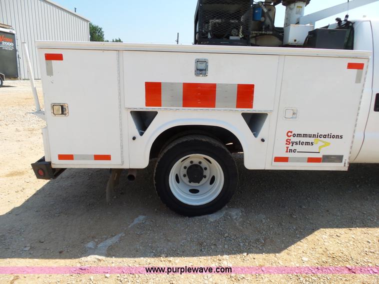 image for item K1167 1999 Ford F450 Super Duty bucket truck