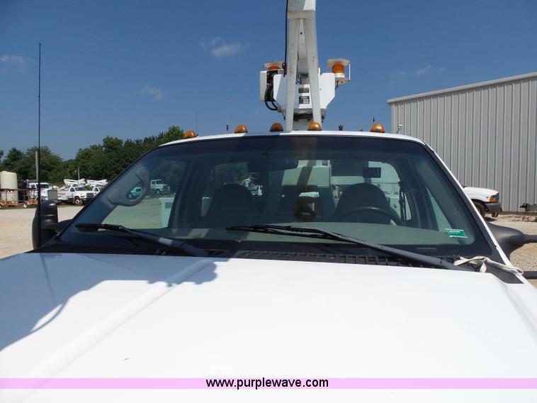 image for item K1167 1999 Ford F450 Super Duty bucket truck