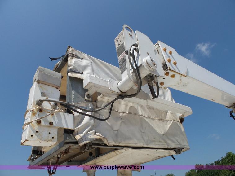 image for item K1167 1999 Ford F450 Super Duty bucket truck