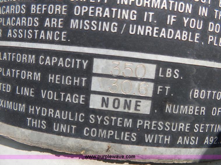 image for item K1167 1999 Ford F450 Super Duty bucket truck