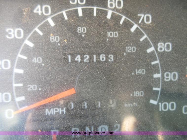 image for item K1167 1999 Ford F450 Super Duty bucket truck