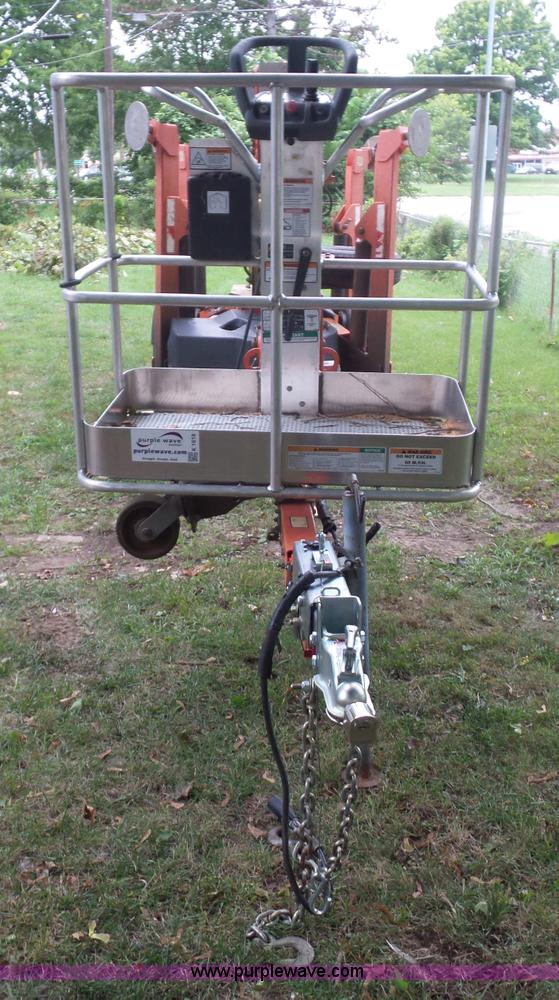 image for item K1618 2007 JLG T500J twoable boom lift