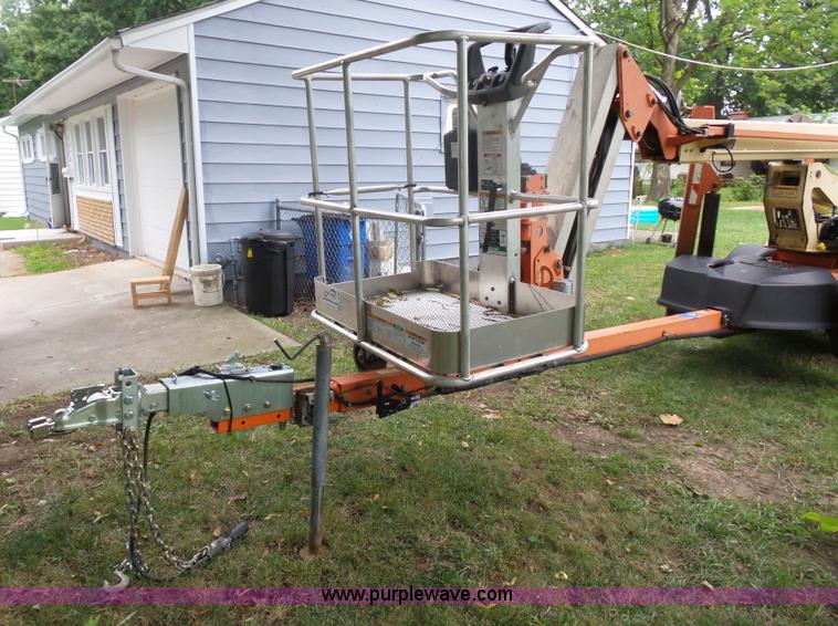 image for item K1618 2007 JLG T500J twoable boom lift
