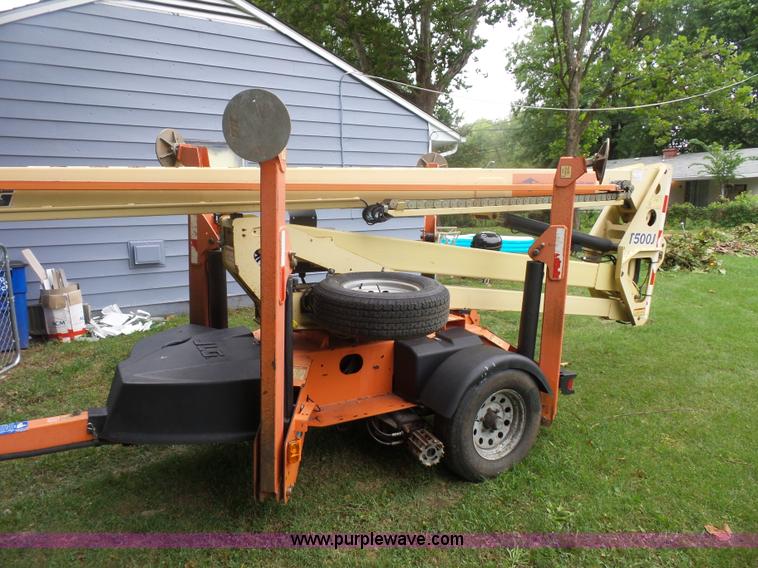 image for item K1618 2007 JLG T500J twoable boom lift