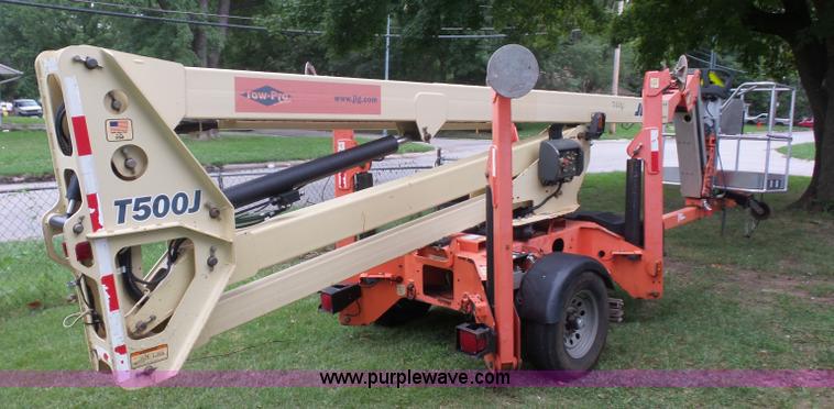 image for item K1618 2007 JLG T500J twoable boom lift