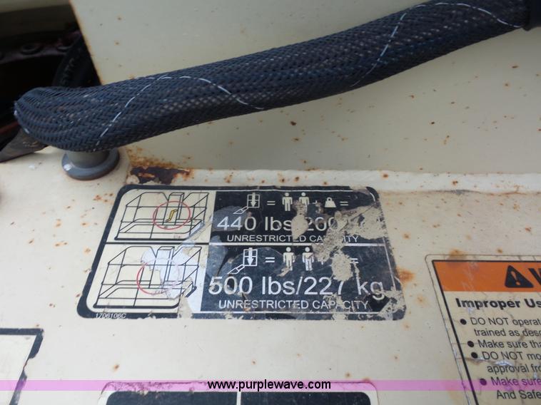 image for item K1618 2007 JLG T500J twoable boom lift