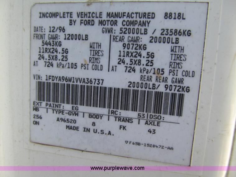 image for item K2206 1997 Ford AT9513 Aeromax 122 dump truck