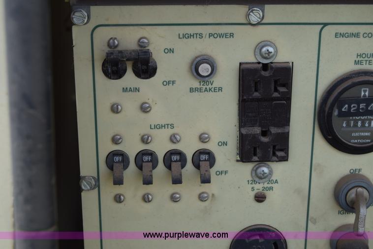 image for item K2924 Amida AL4000 light plant