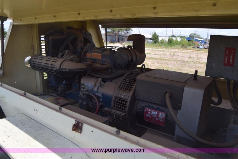 image for item K2924 Amida AL4000 light plant