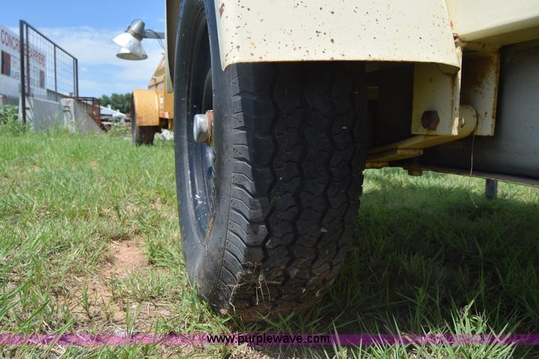 image for item K2924 Amida AL4000 light plant