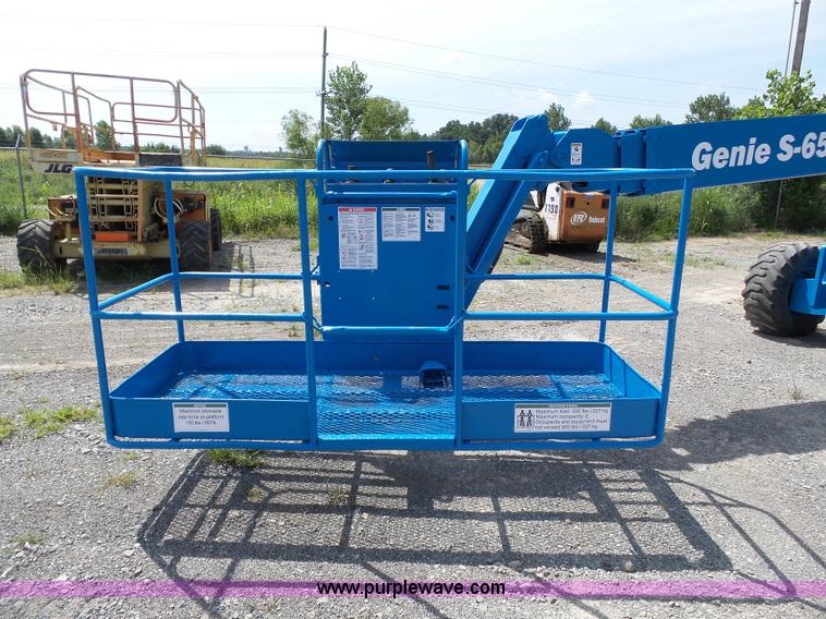 image for item K3476 Genie S65 boom lift