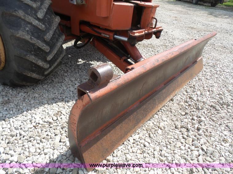 image for item K3628 1992 Ditch Witch 5110 trencher