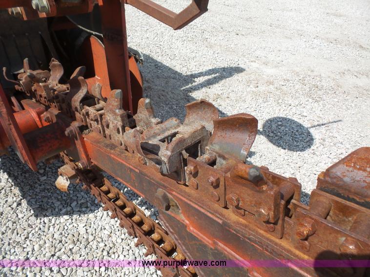 image for item K3628 1992 Ditch Witch 5110 trencher