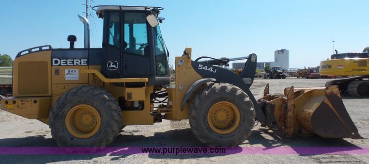 image for item K3646 2005 John Deere 544J wheel loader