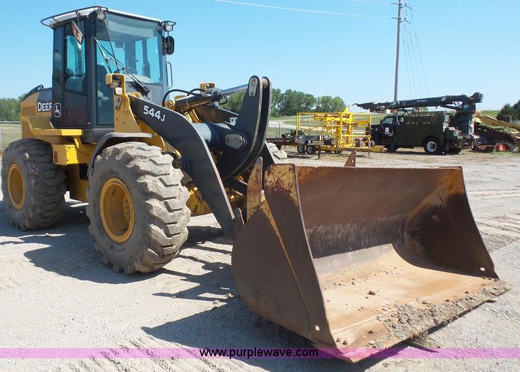 image for item K3646 2005 John Deere 544J wheel loader