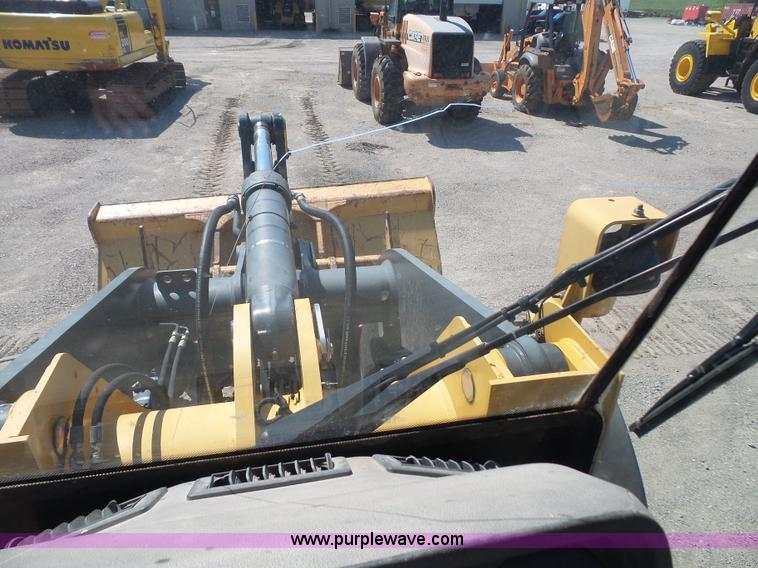 image for item K3646 2005 John Deere 544J wheel loader