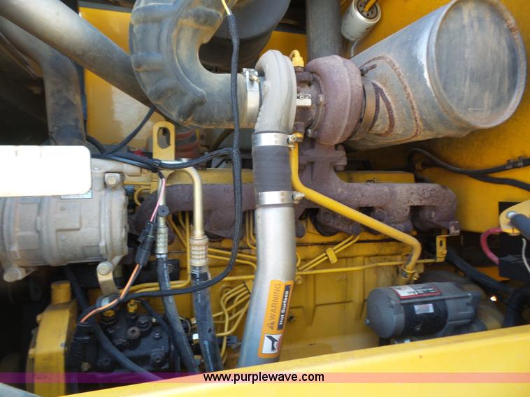 image for item K3646 2005 John Deere 544J wheel loader