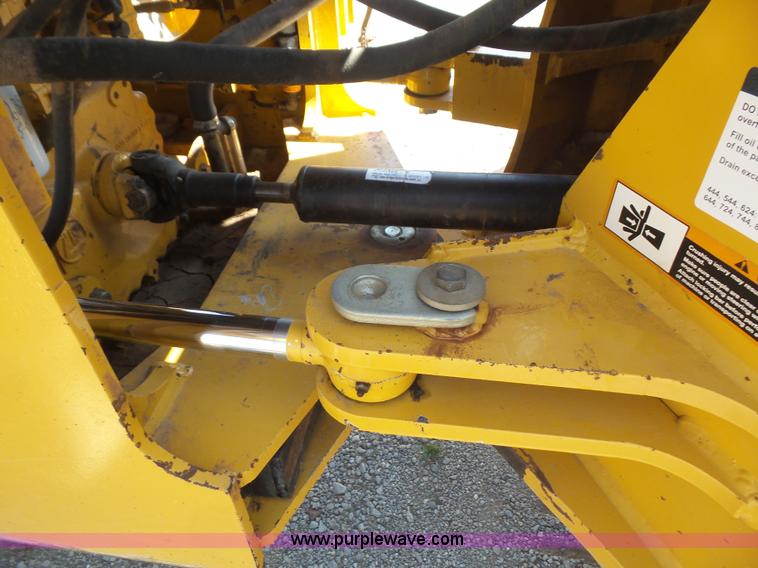 image for item K3646 2005 John Deere 544J wheel loader