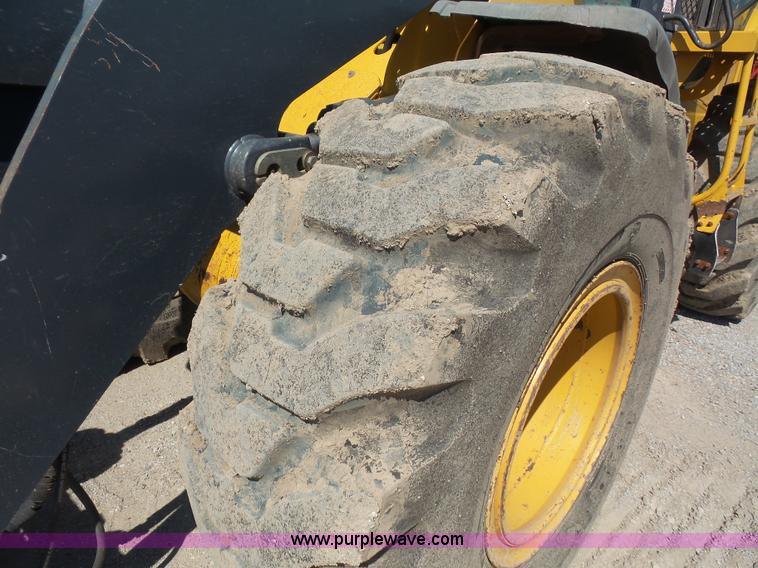 image for item K3646 2005 John Deere 544J wheel loader