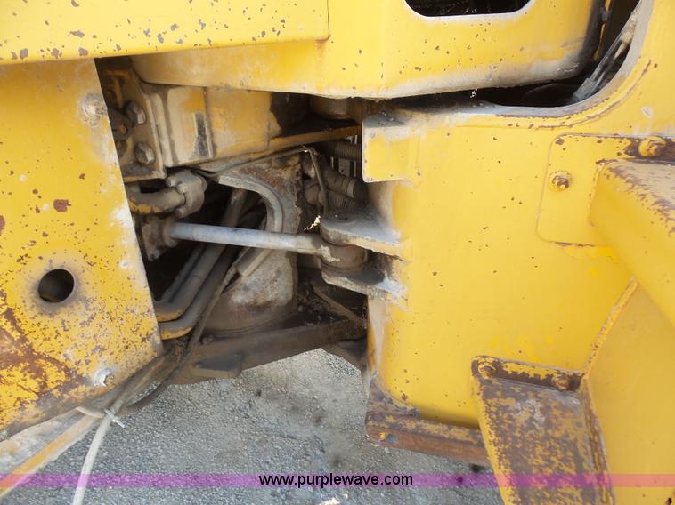 image for item K3648 1976 Caterpillar 950 wheel loader