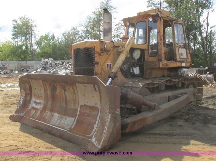 image for item K4128 Dresser TD25EIII dozer