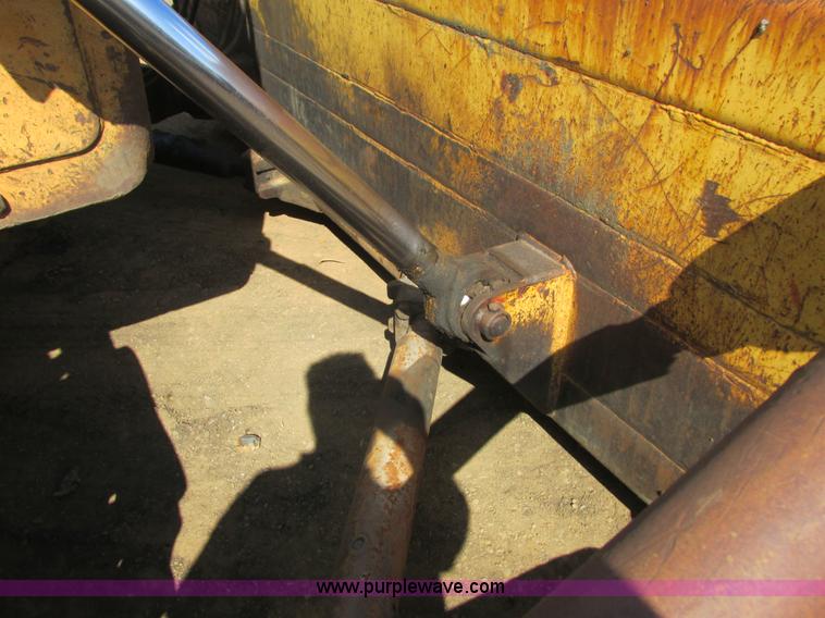 image for item K4128 Dresser TD25EIII dozer