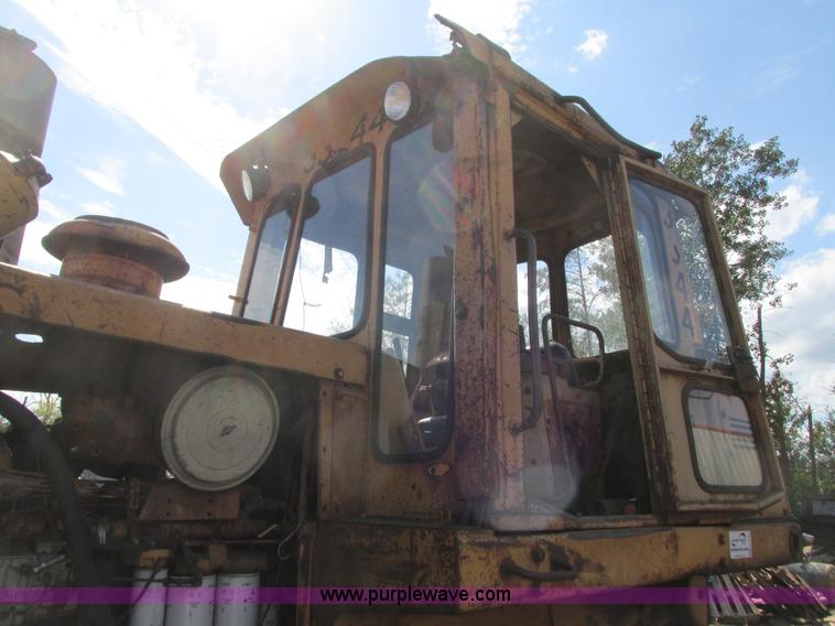 image for item K4128 Dresser TD25EIII dozer