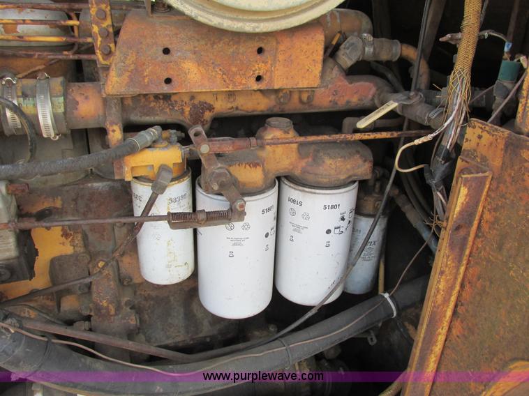 image for item K4128 Dresser TD25EIII dozer