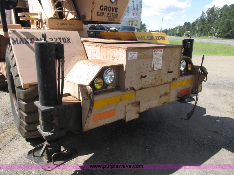 image for item K4150 Grove RT522 crane