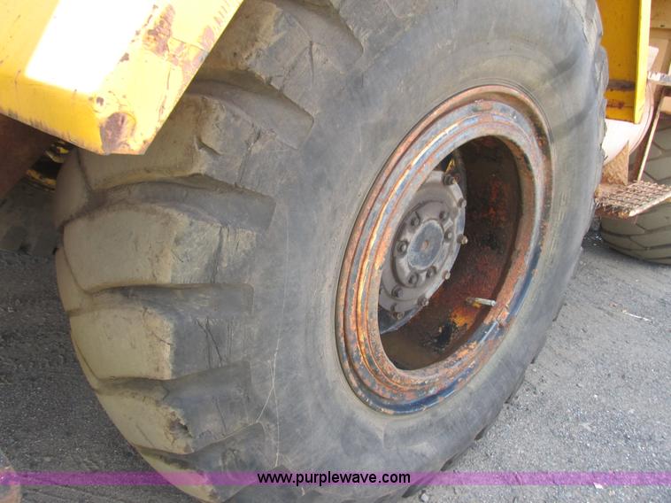 image for item K4150 Grove RT522 crane