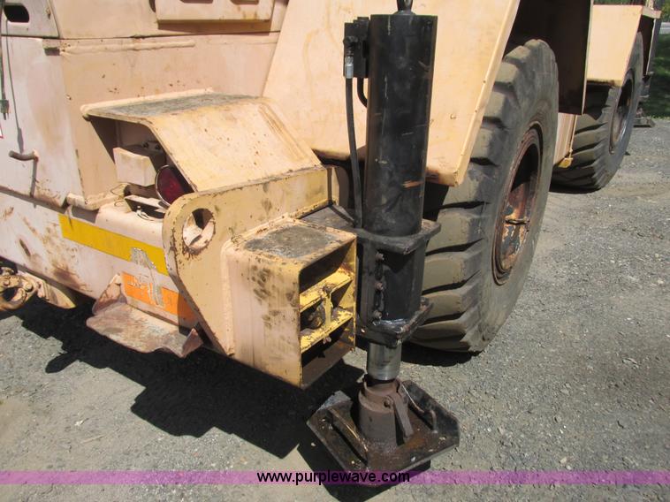 image for item K4150 Grove RT522 crane